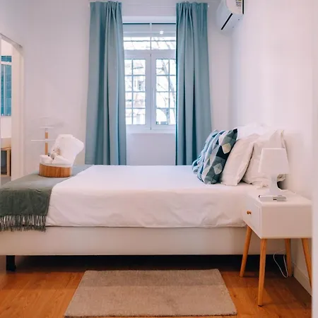Yellow Apartment Porto