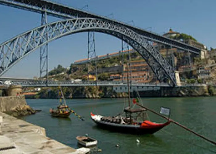 Yellow * Oporto