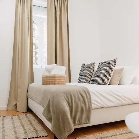 Yellow Appartement *